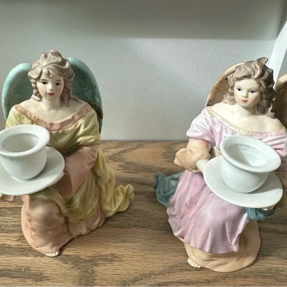 Victorian 1982 MANN
Milano Porcelain
Figurine/Candle Holders angels home decor - Picture 5 of 5